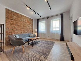 Apartament de închiriat 2 camere, în Brasov, zona Centrul Istoric