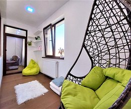 Apartament de vanzare 3 camere, în Brasov, zona Tractorul