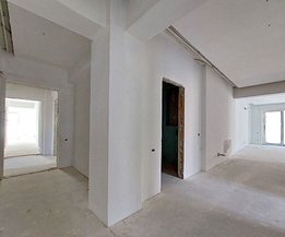 Apartament de vânzare 3 camere, în Braşov, zona 15 Noiembrie