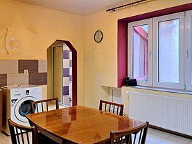 Apartament de vânzare 2 camere, în Brasov, zona Centrul Istoric