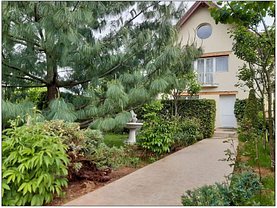 Casa de închiriat 4 camere, în Săcele, zona Baciu