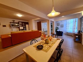 Casa de vânzare 5 camere, în Braşov, zona Schei
