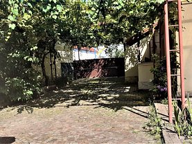 Casa de închiriat 2 camere, în Braşov, zona 13 Decembrie