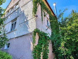Casa de închiriat 9 camere, în Braşov, zona Centrul Istoric