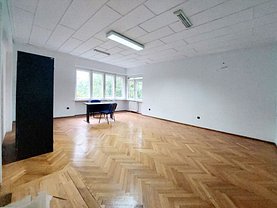 Casa de închiriat 9 camere, în Braşov, zona Centrul Istoric