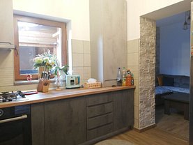 Casa de vânzare 4 camere, în Brasov, zona Blumana