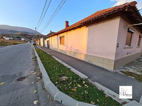 Casa de vânzare 3 camere, în Codlea, zona Central
