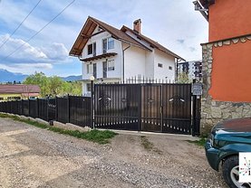 Casa de vânzare 8 camere, în Zărneşti, zona Central