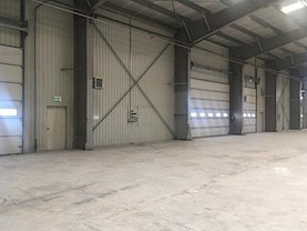 Vânzare spaţiu industrial