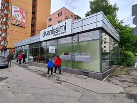 Închiriere spaţiu comercial