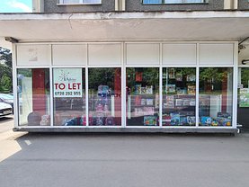 Închiriere spaţiu comercial