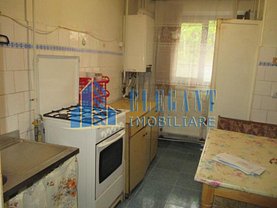 Apartament de vânzare 4 camere în Craiova, Calea Bucuresti