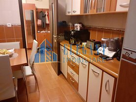 Apartament de vânzare 2 camere, în Craiova, zona Craiovita Noua