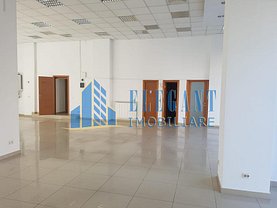 Închiriere spaţiu comercial
