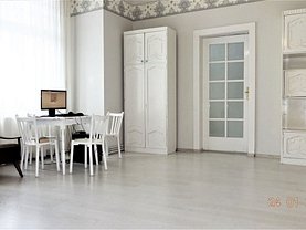 Apartament de vânzare 3 camere, în Oradea, zona Central