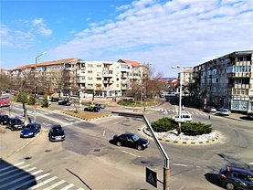 Apartament de vânzare 3 camere, în Oradea, zona Calea Aradului