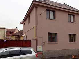 Casa de închiriat 5 camere, în Oradea, zona Central