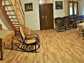 Casa de vânzare 6 camere, în Paleu