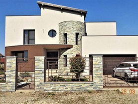 Casa de vânzare 5 camere, în Sanmartin