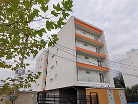 Apartament de vânzare 3 camere, în Bucureşti, zona Băneasa