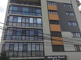 Apartament de vânzare 3 camere, în Bucuresti, zona Fundeni