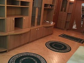 Apartament de închiriat 3 camere, în Bucureşti, zona Central