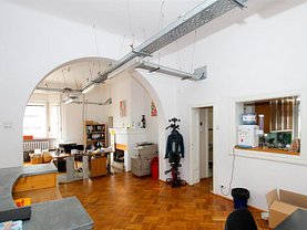 Casa de vânzare 4 camere, în Bucuresti, zona Central