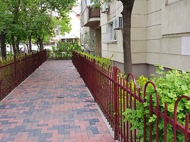 Apartament de închiriat 3 camere, în Bucuresti, zona Calea Calarasilor