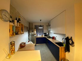 Apartament de vânzare 3 camere, în Bucureşti, zona Brâncoveanu