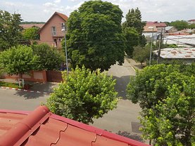 Casa de vânzare 6 camere, în Voluntari, zona Nord