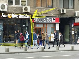 Închiriere spaţiu comercial