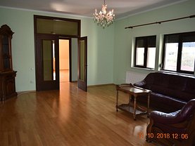Apartament de vânzare 4 camere, în Bucuresti, zona Rosetti