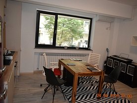 Apartament de închiriat 2 camere, în Bucureşti, zona Unirii