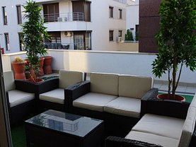 Apartament de vânzare 4 camere, în Bucuresti, zona Herastrau