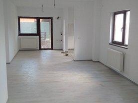 Casa de închiriat 3 camere, în Otopeni, zona Central