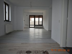 Casa de vânzare 3 camere, în Otopeni, zona Central