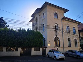 Casa de închiriat 16 camere, în Bucureşti, zona Pache Protopopescu