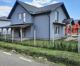 Casa de vânzare 5 camere, în Târgşoru Vechi