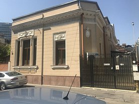 Casa de închiriat 10 camere, în Bucuresti, zona Armeneasca