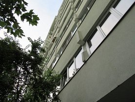 Apartament de vânzare 3 camere, în Bucuresti, zona Pantelimon