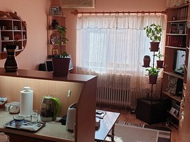 Garsonieră de vânzare, în Bucureşti, zona Dristor