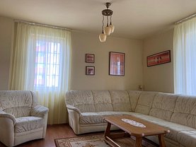 Apartament de închiriat 3 camere, în Cluj-Napoca, zona Mănăştur
