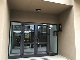 Apartament de închiriat 3 camere, în Bucuresti, zona Decebal
