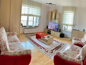 Apartament de vânzare 3 camere, în Bucuresti, zona Vacaresti