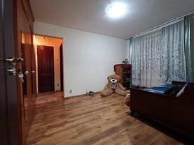 Apartament de închiriat 2 camere, în Bucureşti, zona Militari