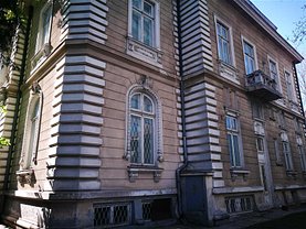 Casa de vânzare 28 camere, în Bucuresti, zona Universitate