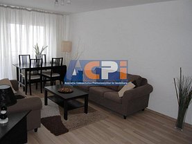 Apartament de vânzare 3 camere, în Bucureşti, zona Unirii