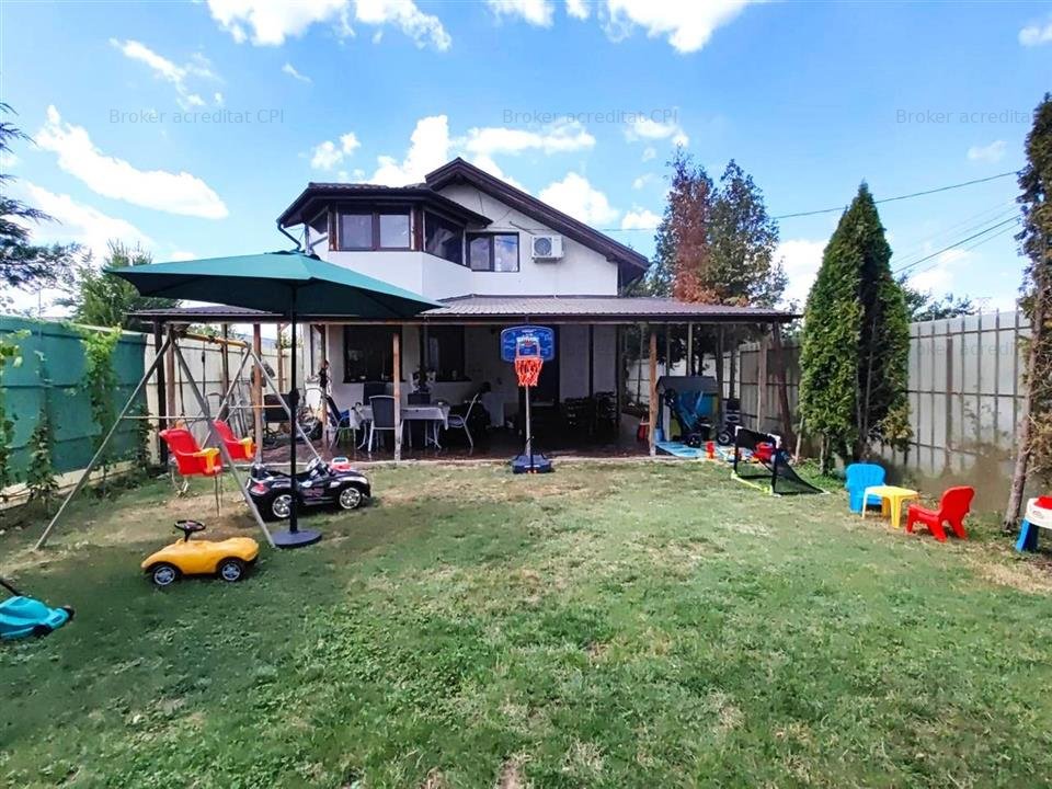 Vila  6 camere mobilata si utilata amplasare foarte buna