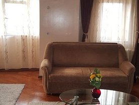 Apartament de vânzare 3 camere în Ploiesti, Cantacuzino