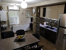 Apartament de vânzare 3 camere, în Bucuresti, zona Colentina